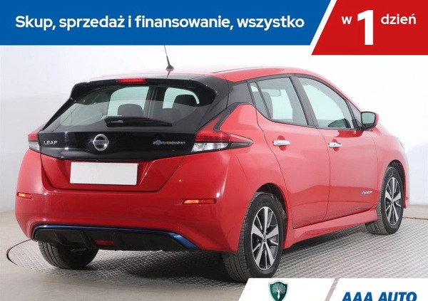 Nissan Leaf cena 66000 przebieg: 40038, rok produkcji 2018 z Golina małe 379